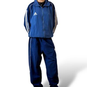 костюм Adidas