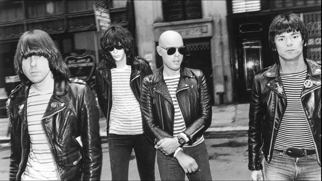 Куртка, которую запретили в школах